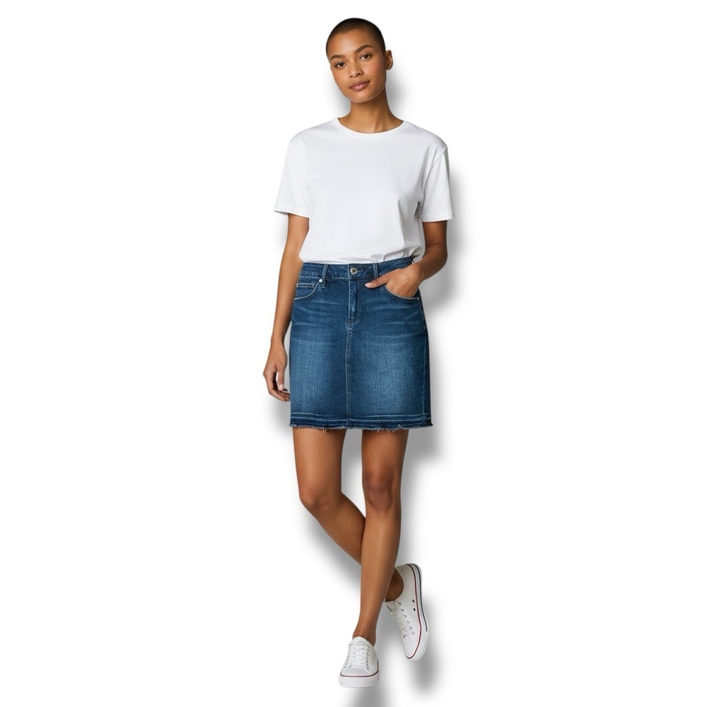 Articles Of Society Stacy Dark Wash Denim Skirt Raw Hem sz 28